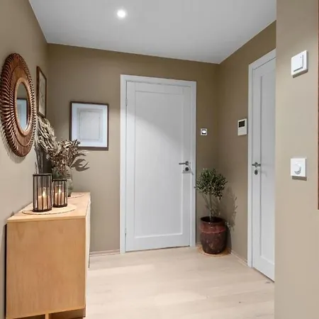 Welcome To Apartman *